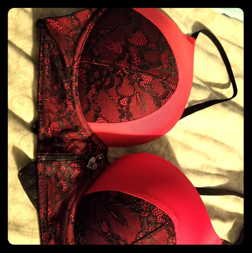 Black heart Bra